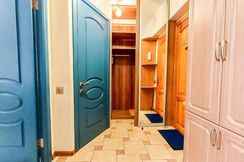 Apartamento Cozy Flat Kiev Exterior foto