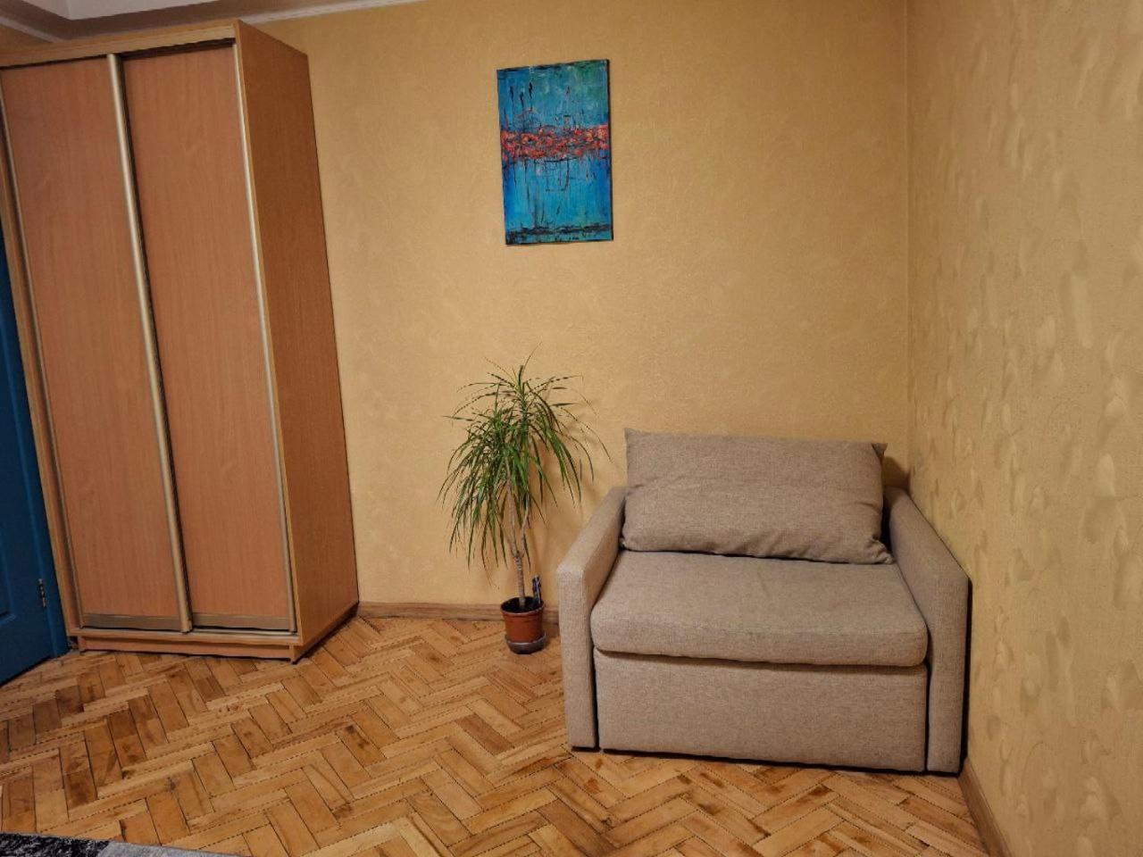Apartamento Cozy Flat Kiev Exterior foto